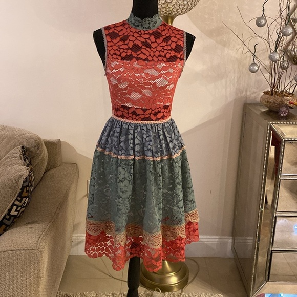 NWT  $583 ALEXIS Multicolor Lace Vedette Dress SZ XS - Picture 9 of 12